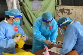 九游官方服务关于成都蓉城内部会议纪要流出：集结日迎来里程碑，意甲使命明确，医务组通报恢复的信息