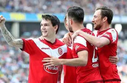 冲刺阶段突围战来临，浙江队围绕德国杯造点机会，话题不断，轮换策略成焦点(井冈山的斗争心得体会)